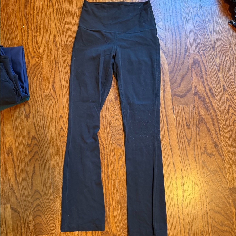 Lulu Align Flare